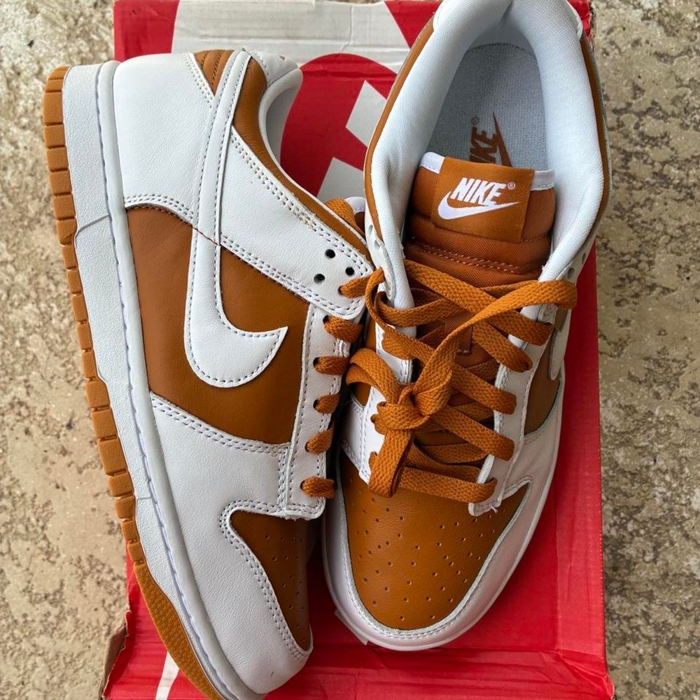 Nike Dunk Low QS CO.JP Reverse Curry sneakers. Men's size 8 / womens 9.5